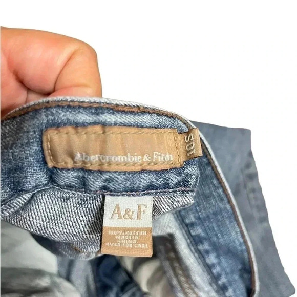 Abercrombie and Fitch Light Wash Bootcut Mid Rise Jeans Women’s size 10S - Picture 5 of 14